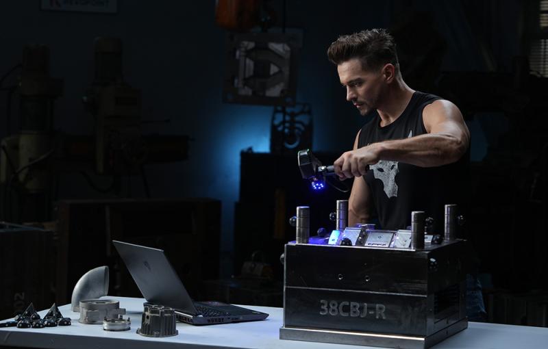 Revopoint MetroY 3D scanner